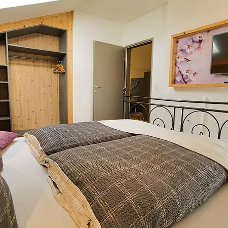 Sandra Apartman
