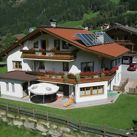Apartment Sandra Stumm